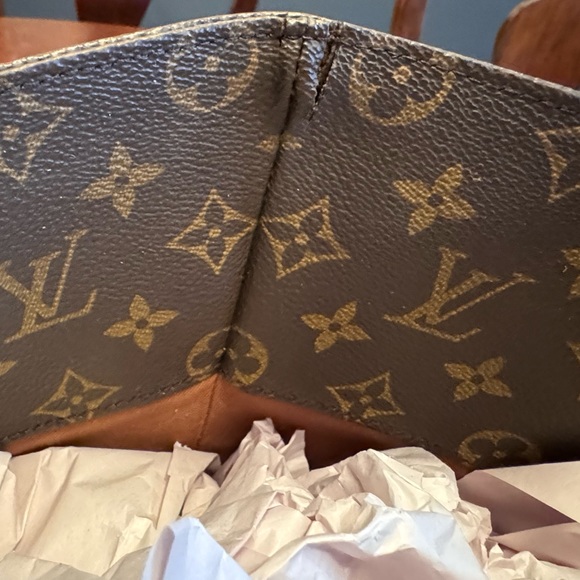 Louis Vuitton Tote ***Good condition *** - Picture 10 of 12